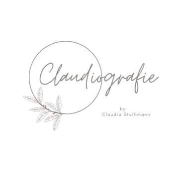 Claudiografie by Claudia Stuthmann